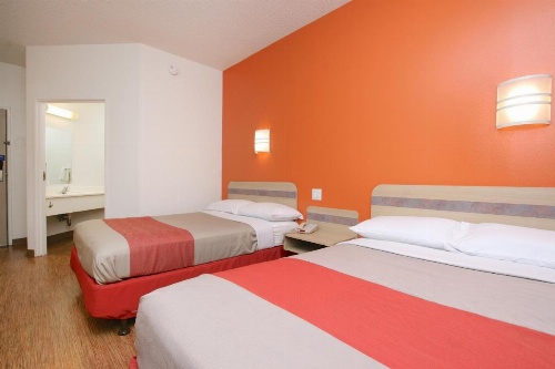 Motel 6 Burlington -Colchester image 32